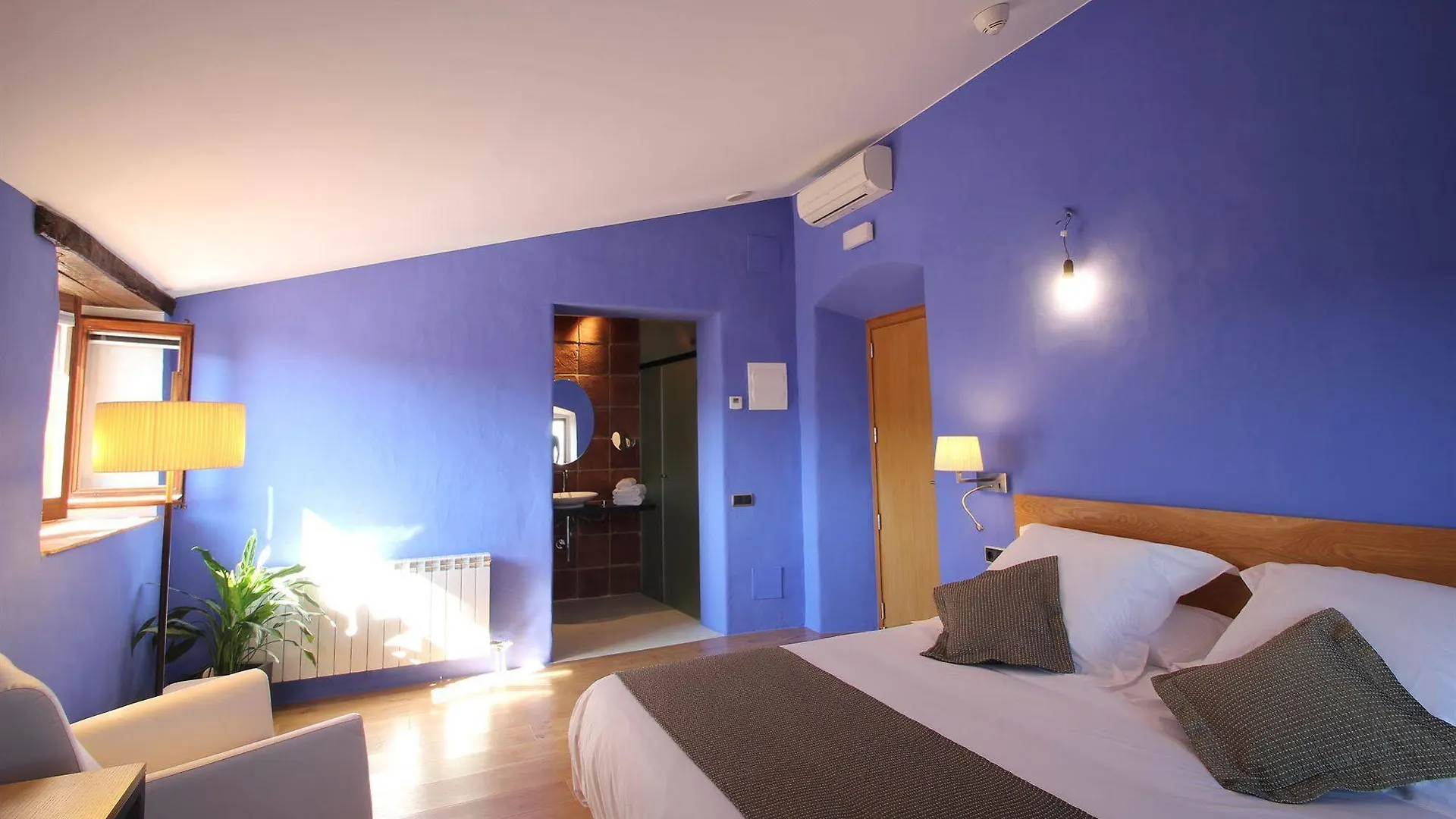 Hotel Can Cuch Canoves